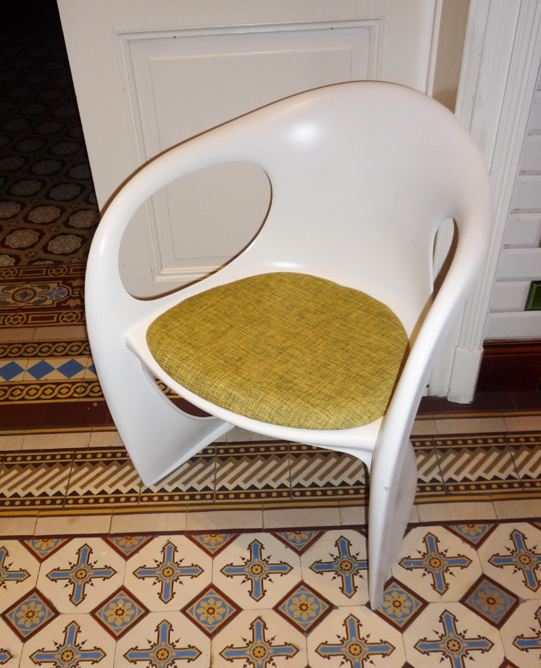 Fauteuil  CASALA  380€